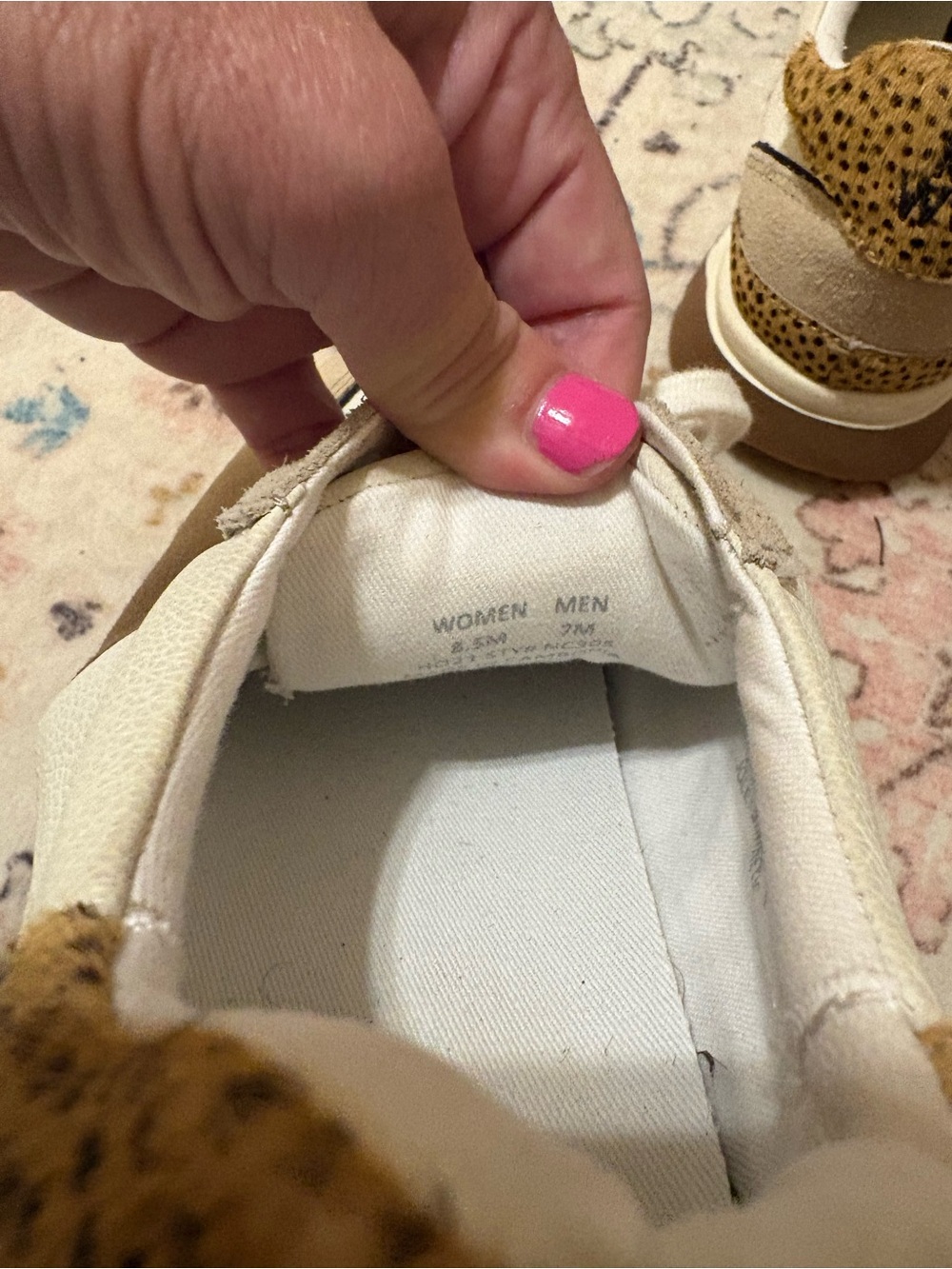 Madewell- MWL tennis shoes. Size 8.5. Like New!!! - Picture 3 of 9